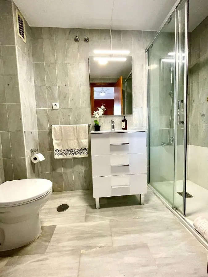 Gatu Villa Sol, Junto A La Playa , Piscina, 2 Banos, Aire Cc, Terraza, 